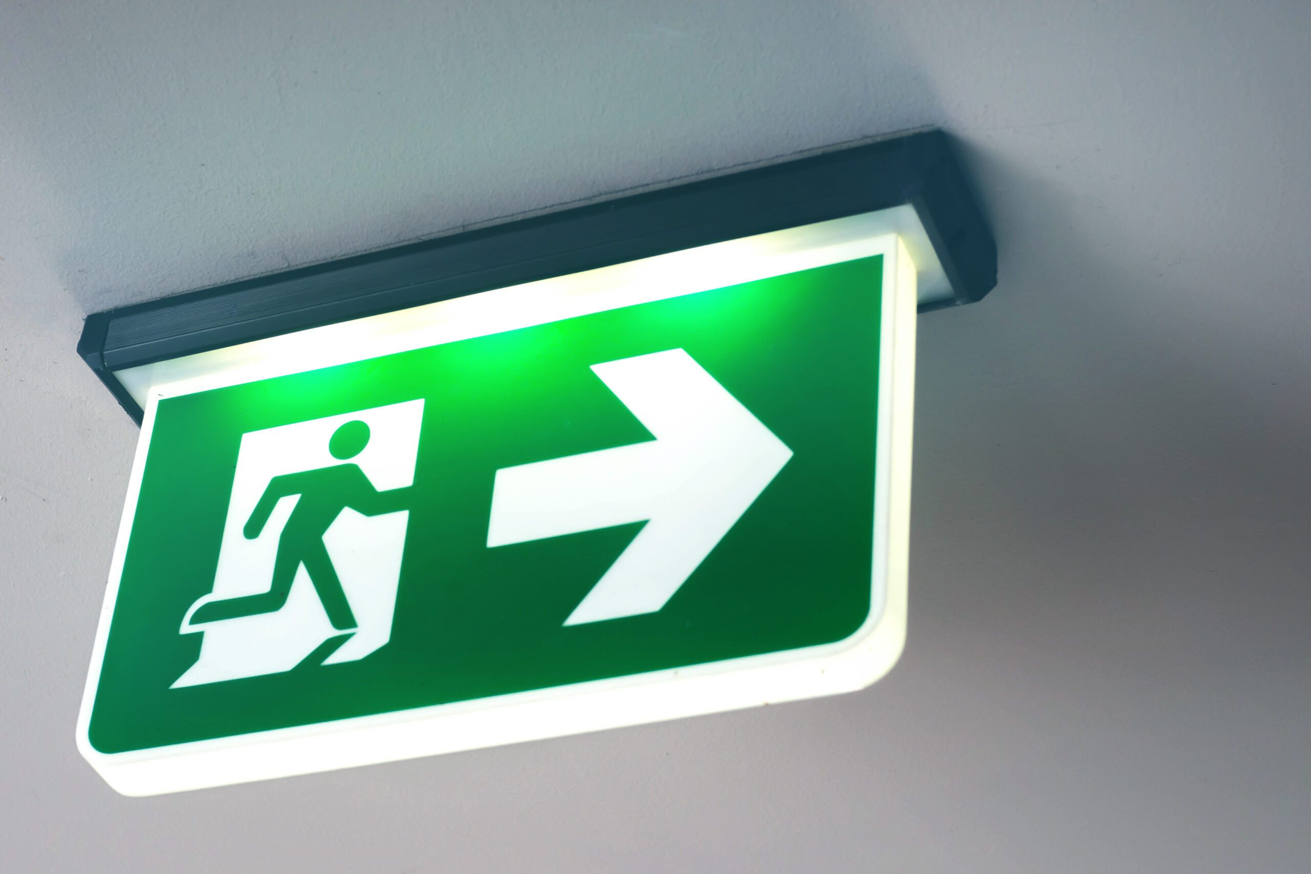 Emergency lighting risk analysis